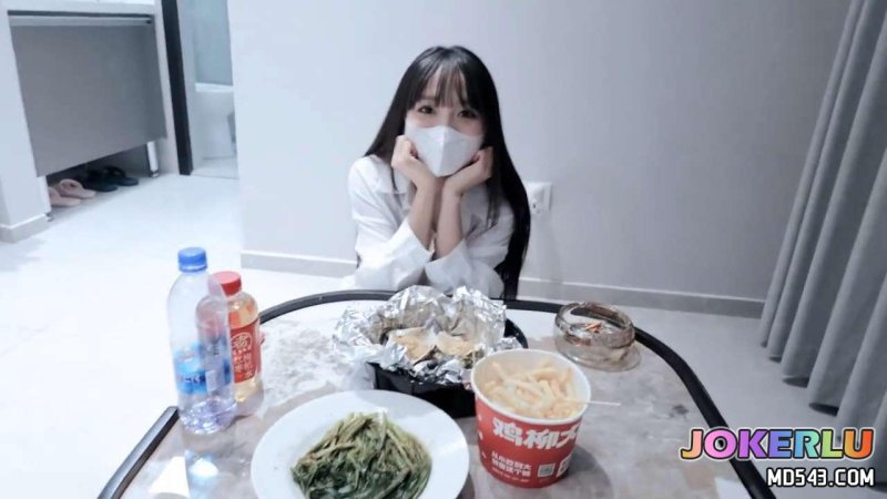  血氣方剛的電影激情夜 小巧芋艿